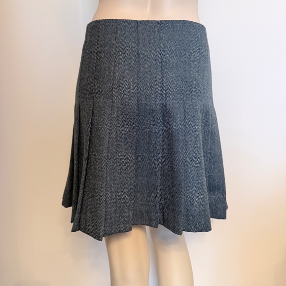Dubarry Foxglove tweed skirt - Picture 6 of 10